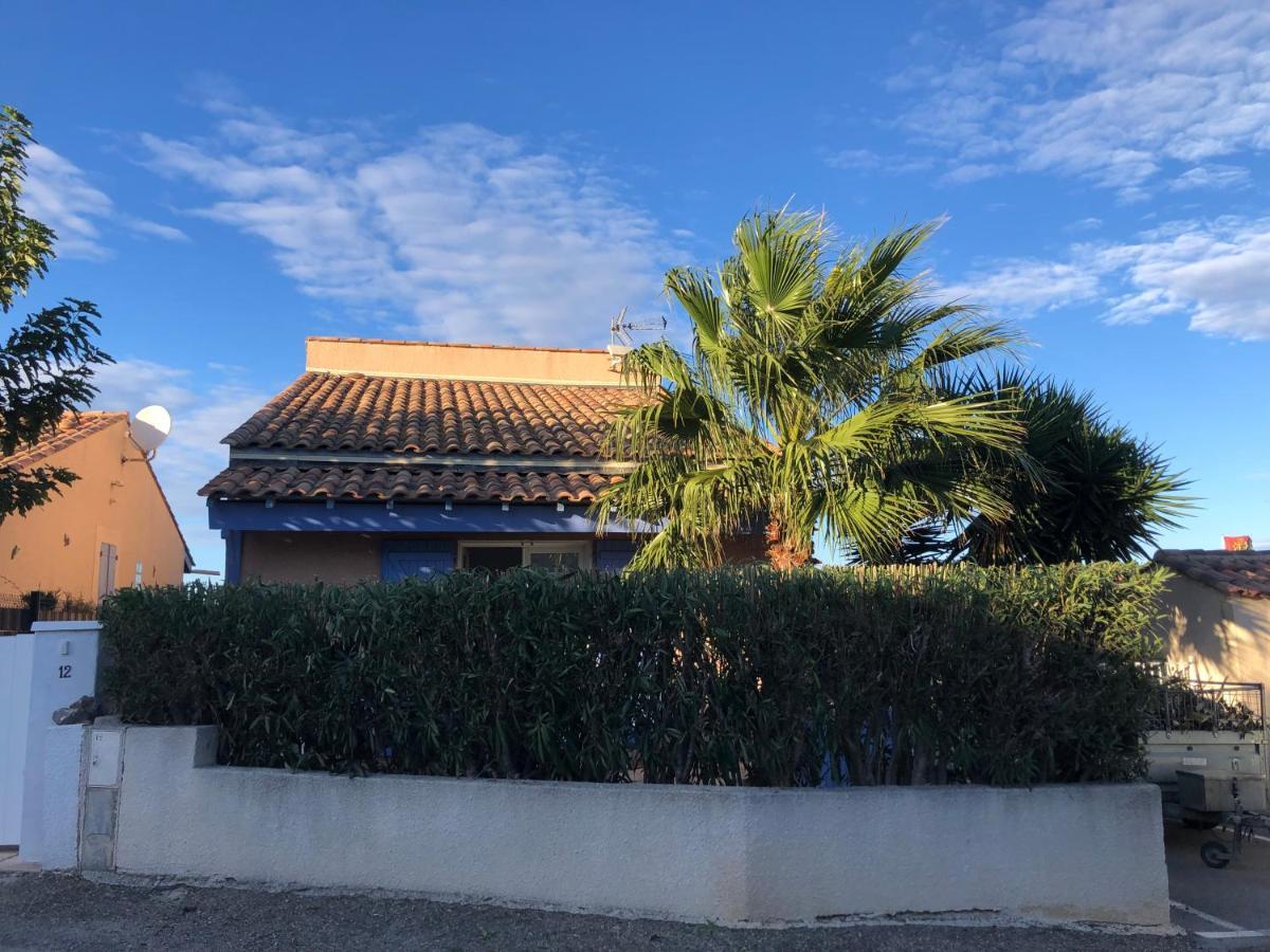 Proche Narbonne - AUDE 11- Saint pierre la Mer - ravissant pavillon plain pied F2- vaste terrasse - résidence avec piscine à 800M de la plage -Climatisé- parking privé - wifi gratuit Exterior foto